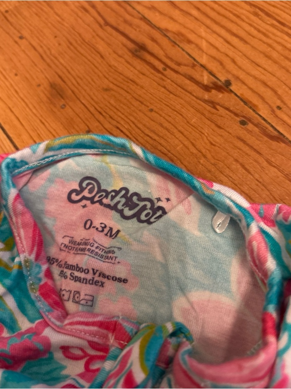 Poshtot, size 0-3 months, floral bamboo convertible zippy - Picture 2 of 3